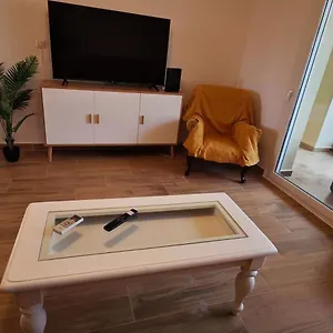 https://jerez-centro-5-dormitorios-terrazas-con-vistas-alcazar.hotelsincadiz.net